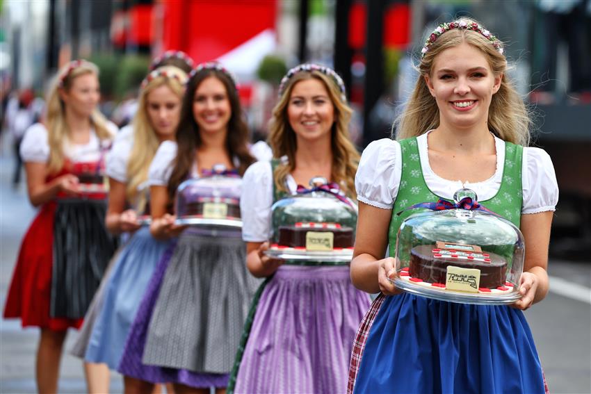 Austria grid girls