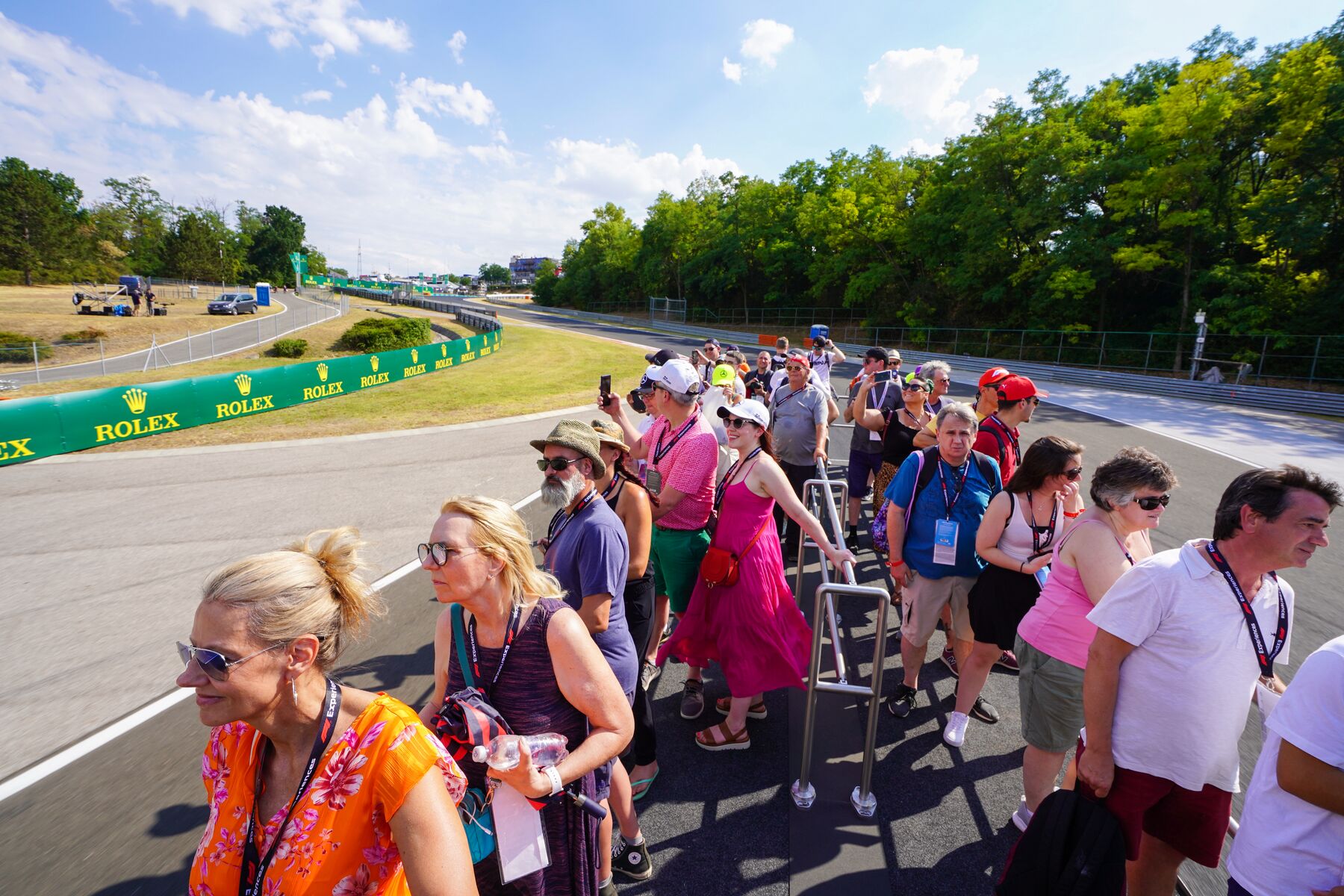 Hungarian on track flatbed tour