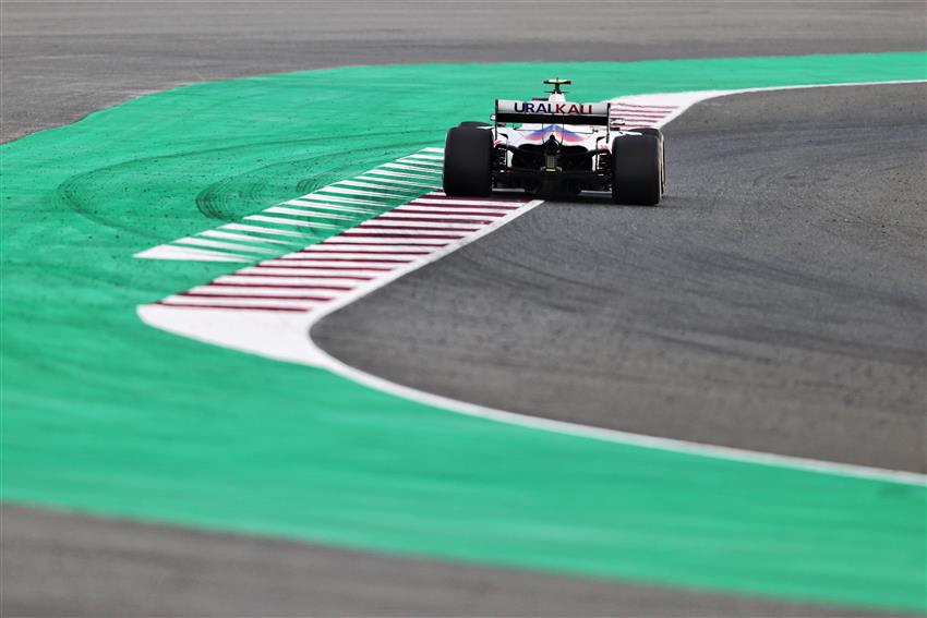 f1 Car and green tarmac