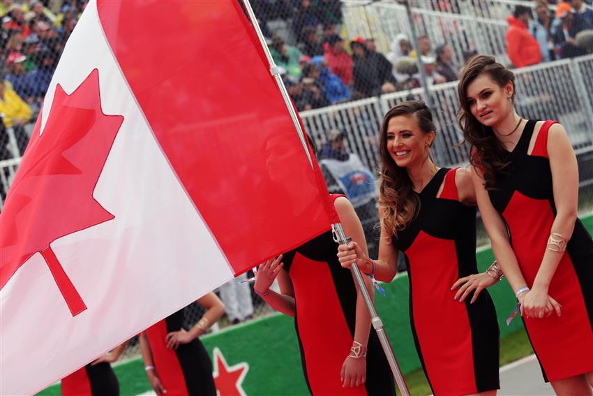 F1 grid girls