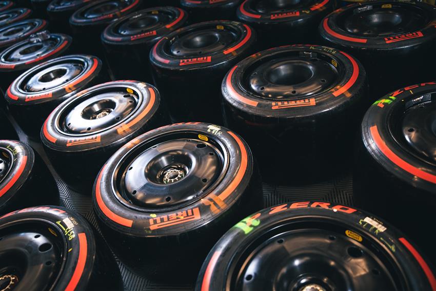 Pirelli Hard tyres