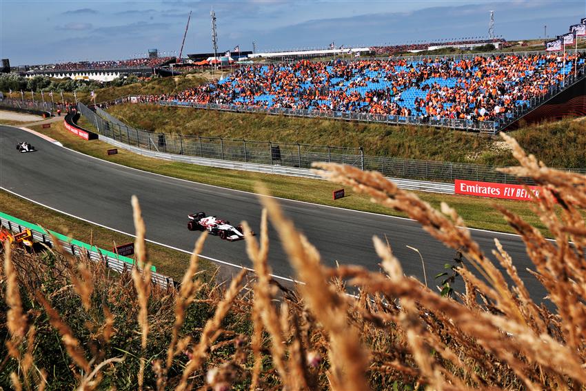 Champions club Zandvoort, sand dunes F1