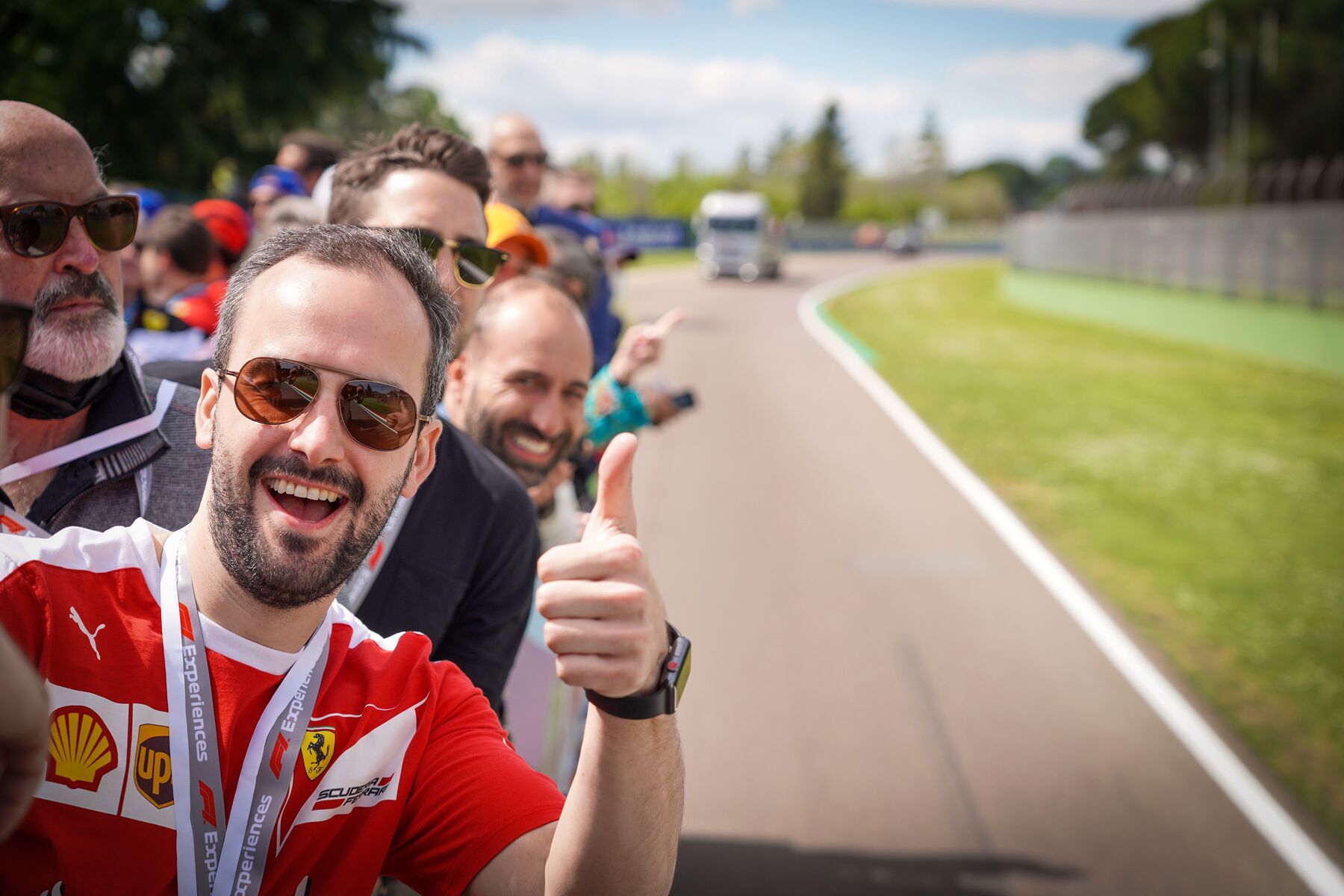 Race fans thumbs up