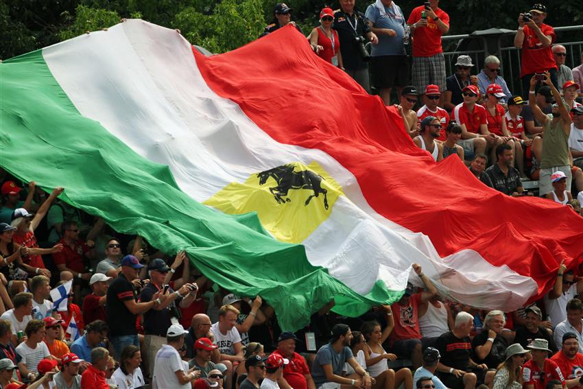 Giant Italian flag monza