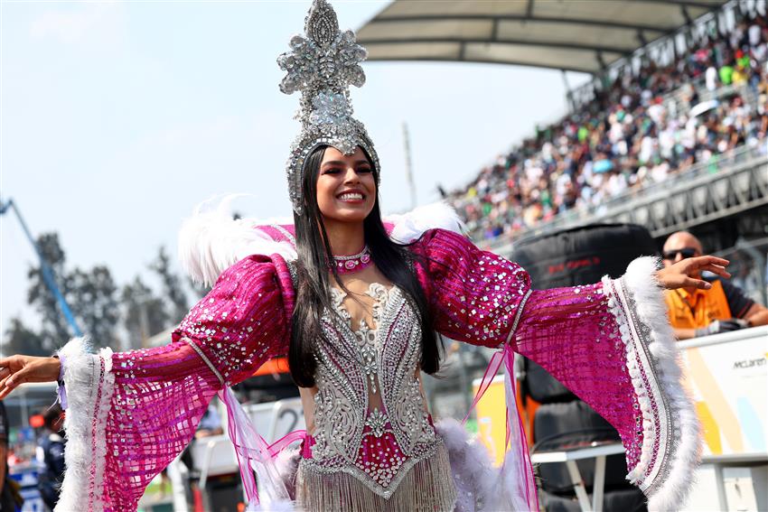 Mexico dancing girls