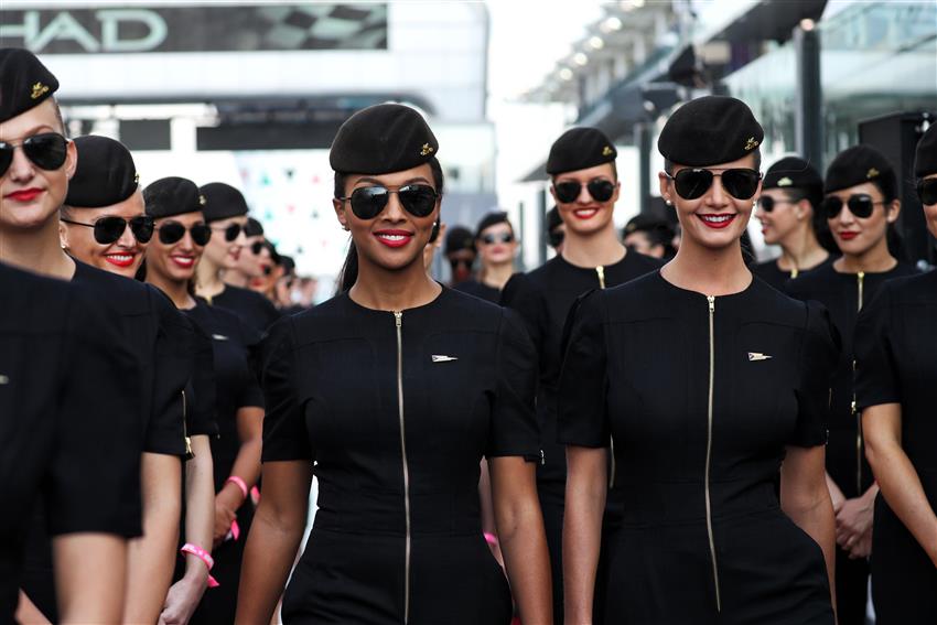 F1 grid girls