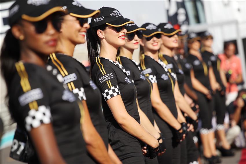 Abu Dhabi grid girls